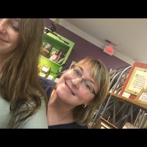 Meet your Posher, Dawn