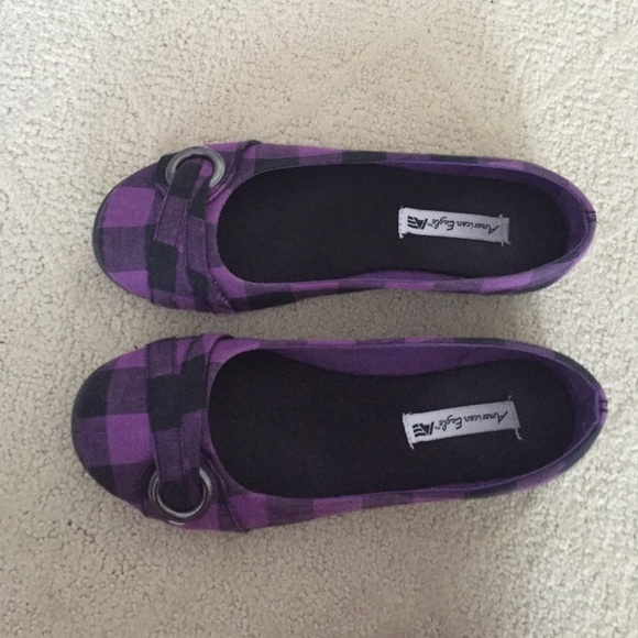 *LAST CHANCE* AE Payless flats