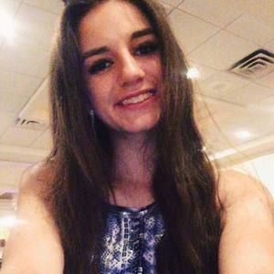 Meet your Posher, Carly