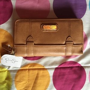 Jessica Simpson beige wallet