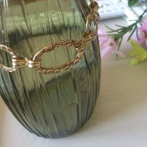 Gold chain bracelet