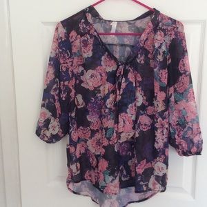 3/4 sleeve floral blouse