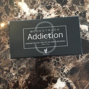 Brand new Addiction pallet