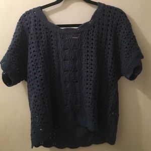Short sleeve crocheted top