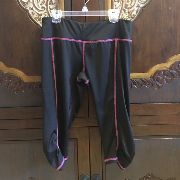 Cropped, workout leggings