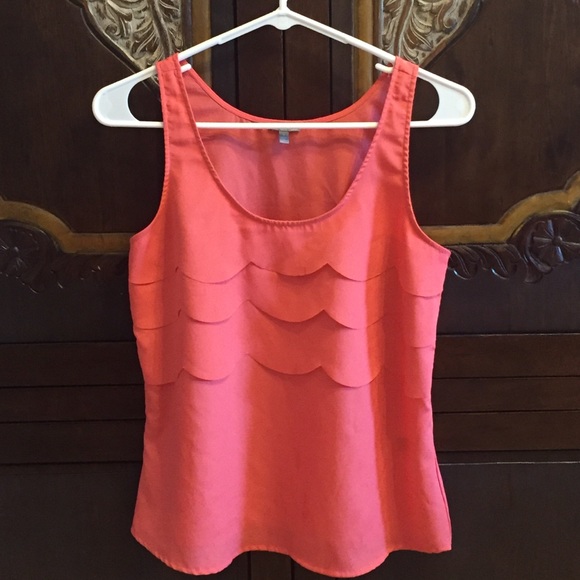 Coral, tank top