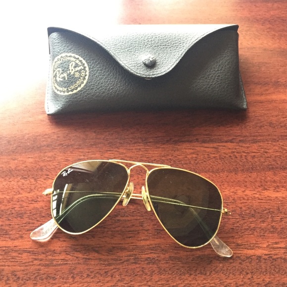 Petite gold aviator Ray Bans