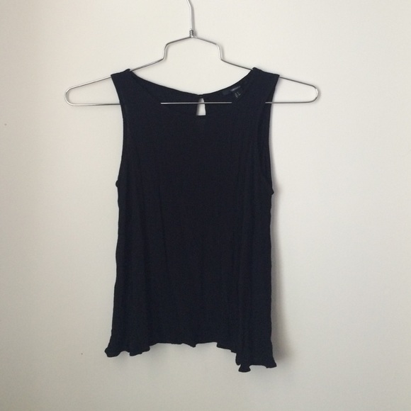 Ribbed black crop top