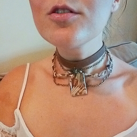 Spirit of Ariel Jewelry - SOLD ❌❌❌ Natural stone and sari thread choker