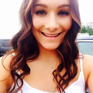 Meet your Posher, Jenn