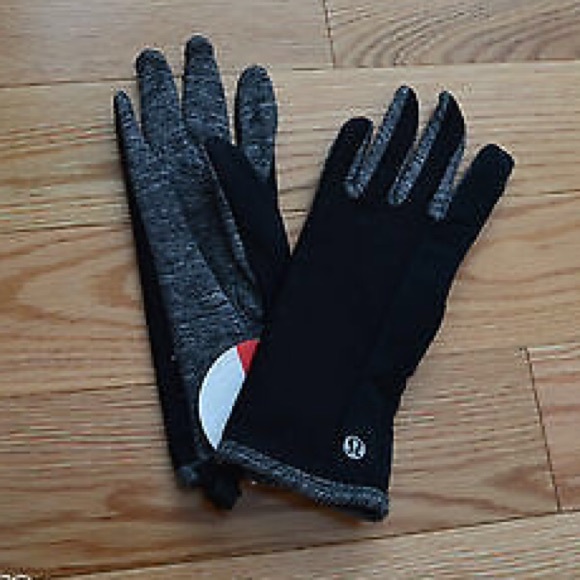 🆕 Lululemon Frosty Run Gloves
