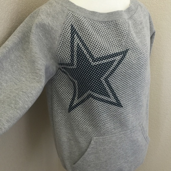 Dallas Cowboys sweatshirt