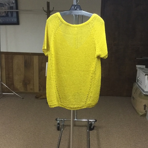 Beatrix classic pullover - Picture 2 of 2
