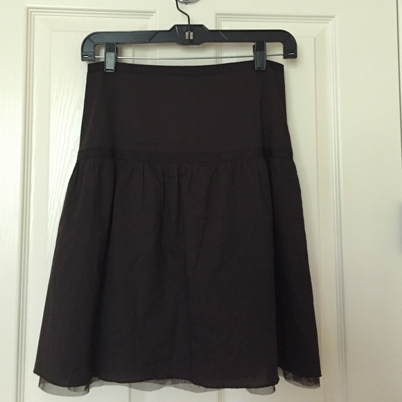 Brown skirt, fully lined w/ brown tulle, side zip