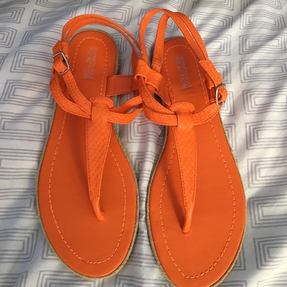 Kenneth Cole Reaction sandals