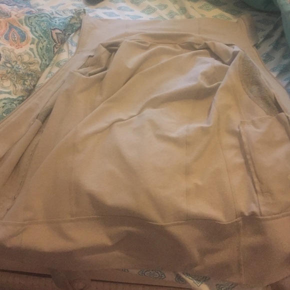 Lululemon Jacket - Picture 4 of 4