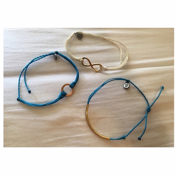 ON HOLD 3 Puravida bracelets