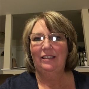 Meet your Posher, Debra