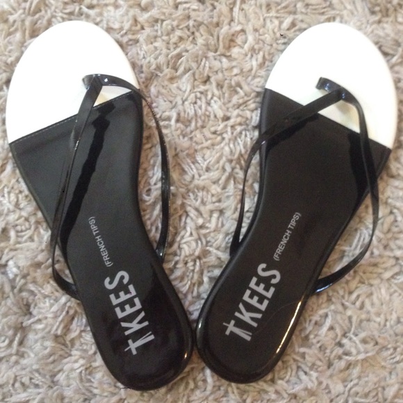 TKEES French tips flip flops