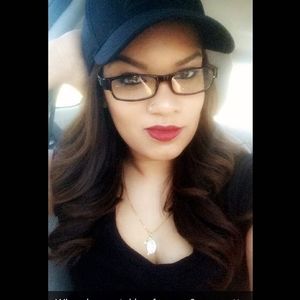 Meet your Posher, Karen