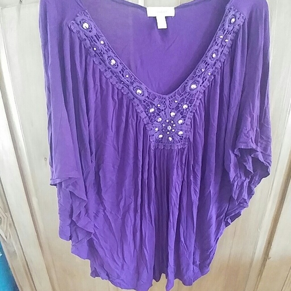 Super cute people draping top
