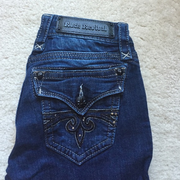 Rock Revival Denim - ROCK REVIVAL JEANS😶