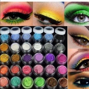 30 piece eyeshadow set