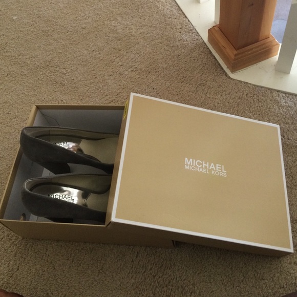 NEW Michael Kors Heels