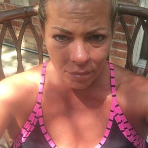 Meet your Posher, Valerie