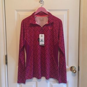 NWT Under Armour fitted 1/2 zip pullover
