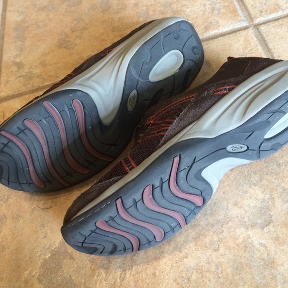 Easy Spirit Explore 24 - Size 7W - Picture 3 of 4