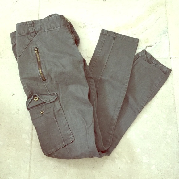 Cotton On Olive Straight Leg Cargo Skinnys size 6