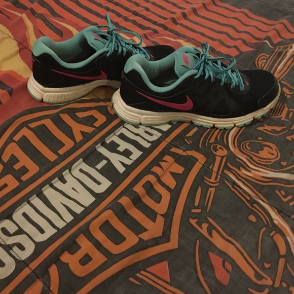 NIKE sneakers