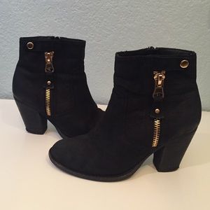 Aldo suede gold zipper ankle black boots/ booties