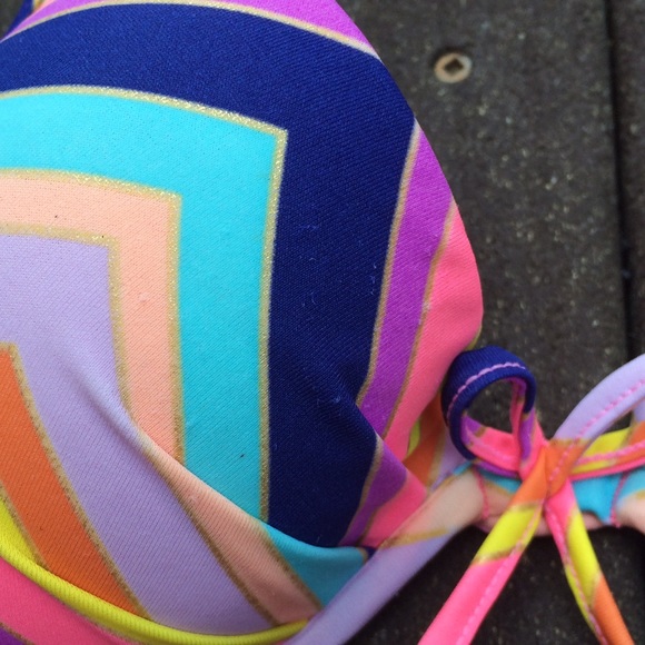 32B VS Chevron Swim Set - Picture 3 of 5