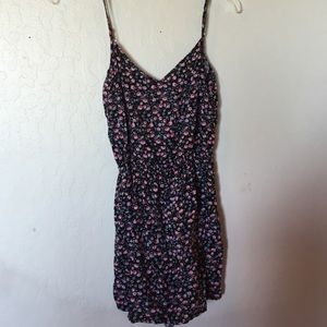 H&M Floral Romper 💕