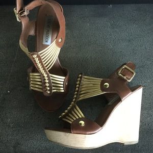 Steve Madden wedges