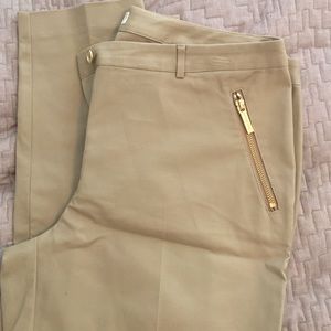 MK BNWOT ankle length classic khaki pant