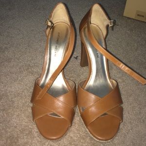 Brown Antonio Melani heels