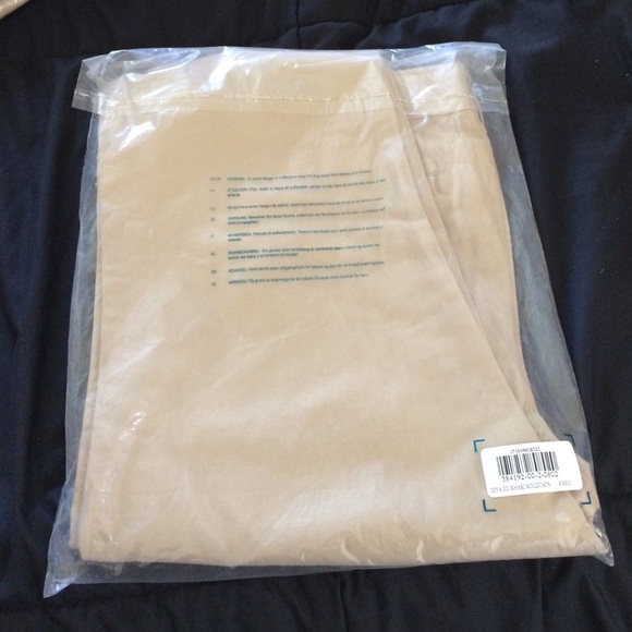 Khaki Old Navy Slacks size 8