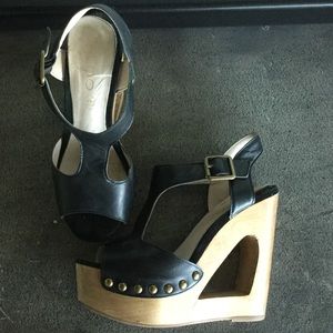Aldo wedges