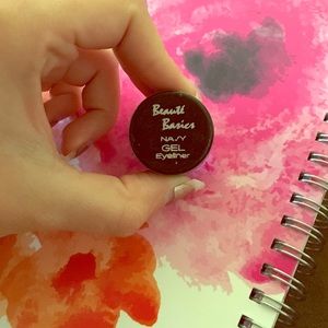 Navy gel eyeliner