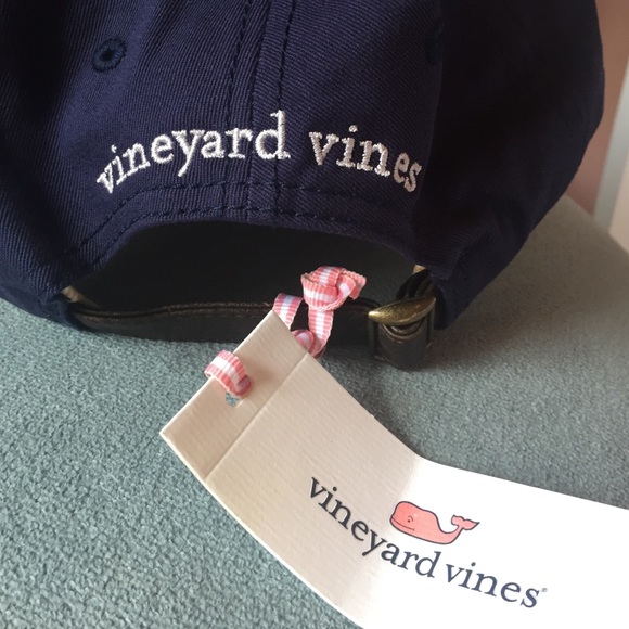 Vineyard vines hat