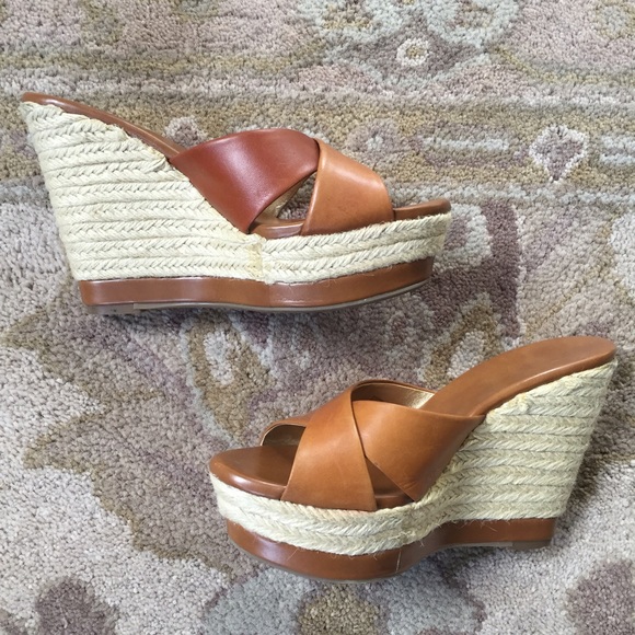 Jessica Simpson Platform Sandals - Picture 2 of 4