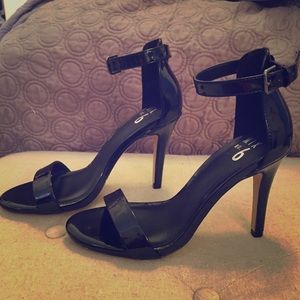 Black heeled sandals