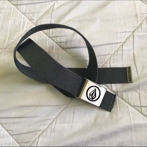 Adjustable Volcom belt