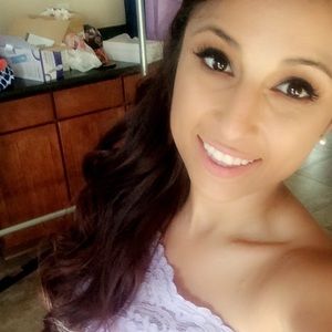 Meet your Posher, Armani