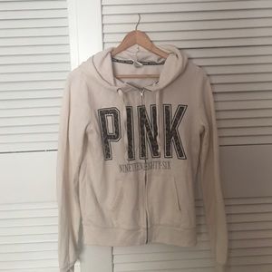 Small white ( can fit as M ) VS hoodie