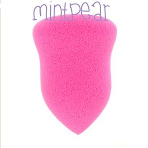 MINTPEAR FACIAL SPONGE AUTHENTIC