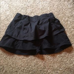 Black Lululemon skirt/skort